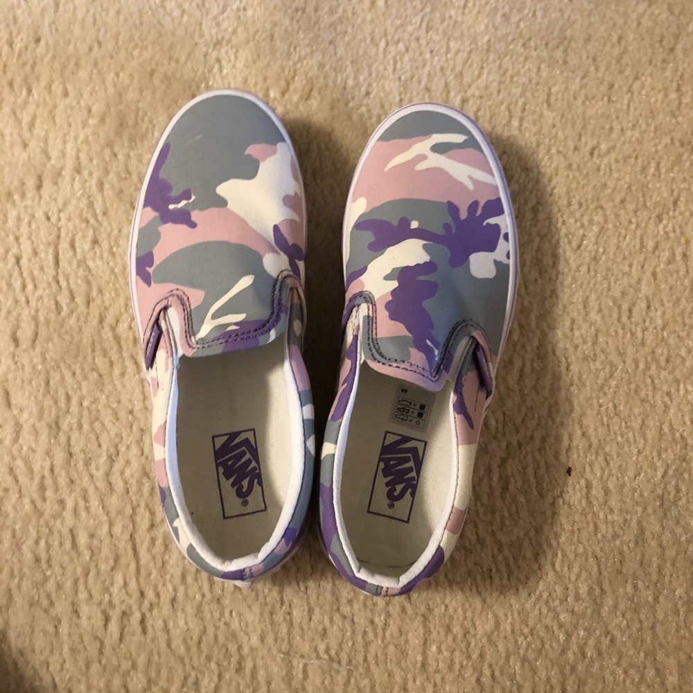 NWOB Pink, purple, gray Camo Vans - Picture 6 of 6